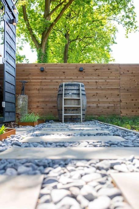 86, Bed & Outdoor Wellness - Sauna, Hottub, Icebath & Outdoor Shower Included! Oisterwijk Eksteriør bilde