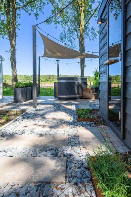 86, Bed & Outdoor Wellness - Sauna, Hottub, Icebath & Outdoor Shower Included! Oisterwijk Eksteriør bilde